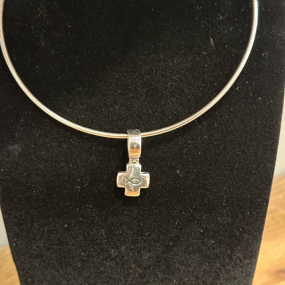 Sterling Silver Cross Pendant Choker Necklace - Classic Women's Jewelry - Picture 2 of 4
